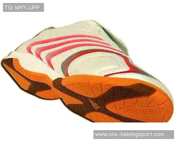 如何根据场地类型和个人需求选择适合的足球鞋技巧与建议